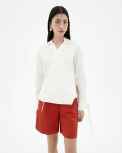 Blusa blanca cruzada Lenie