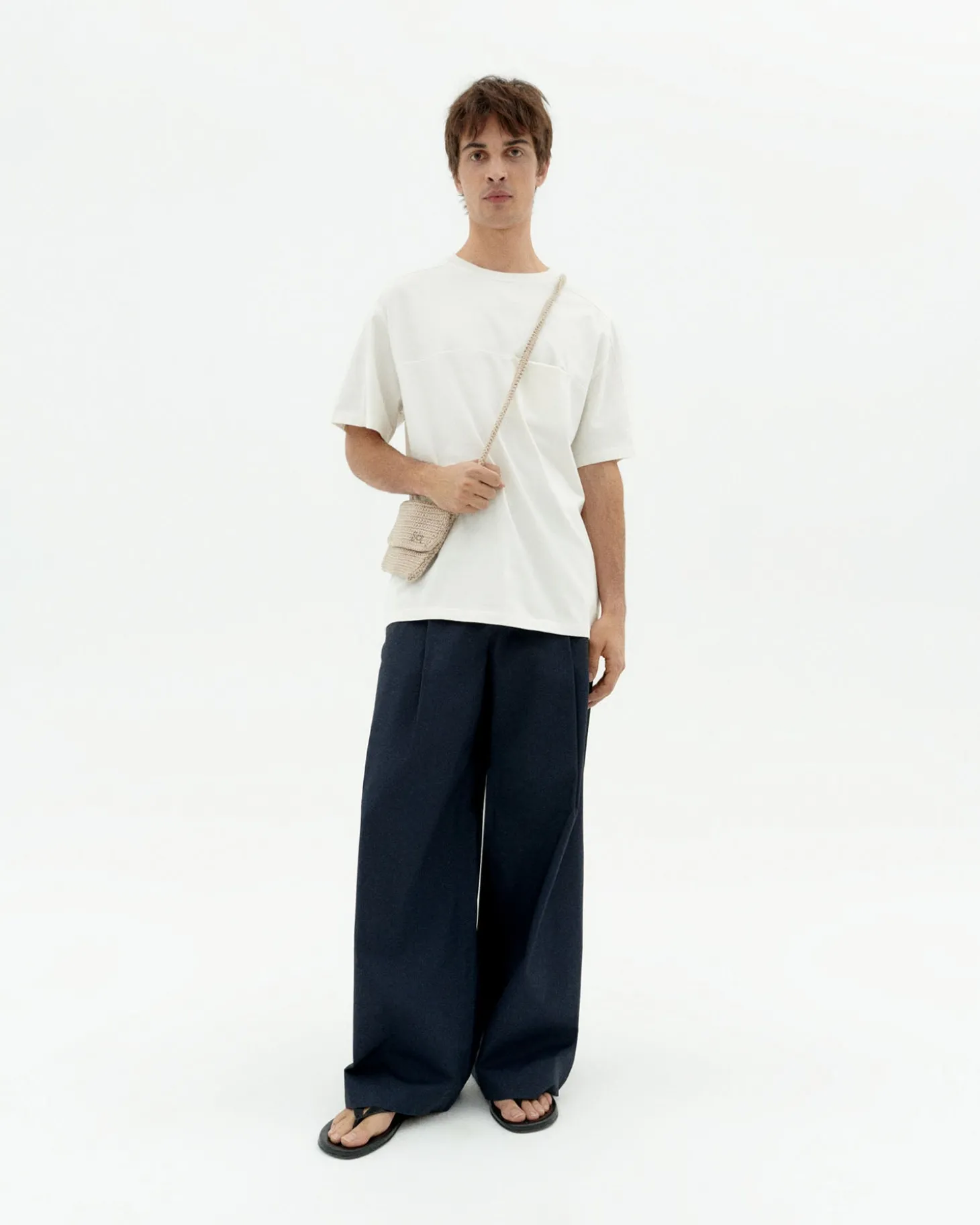 Camiseta blanca con bolsillo Hank