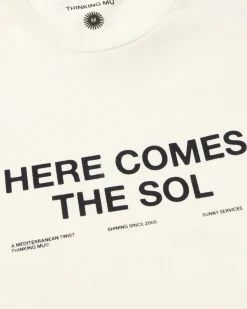 Camiseta blanca here comes the sol