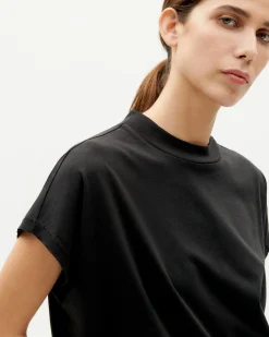 Camiseta básica negra Volta