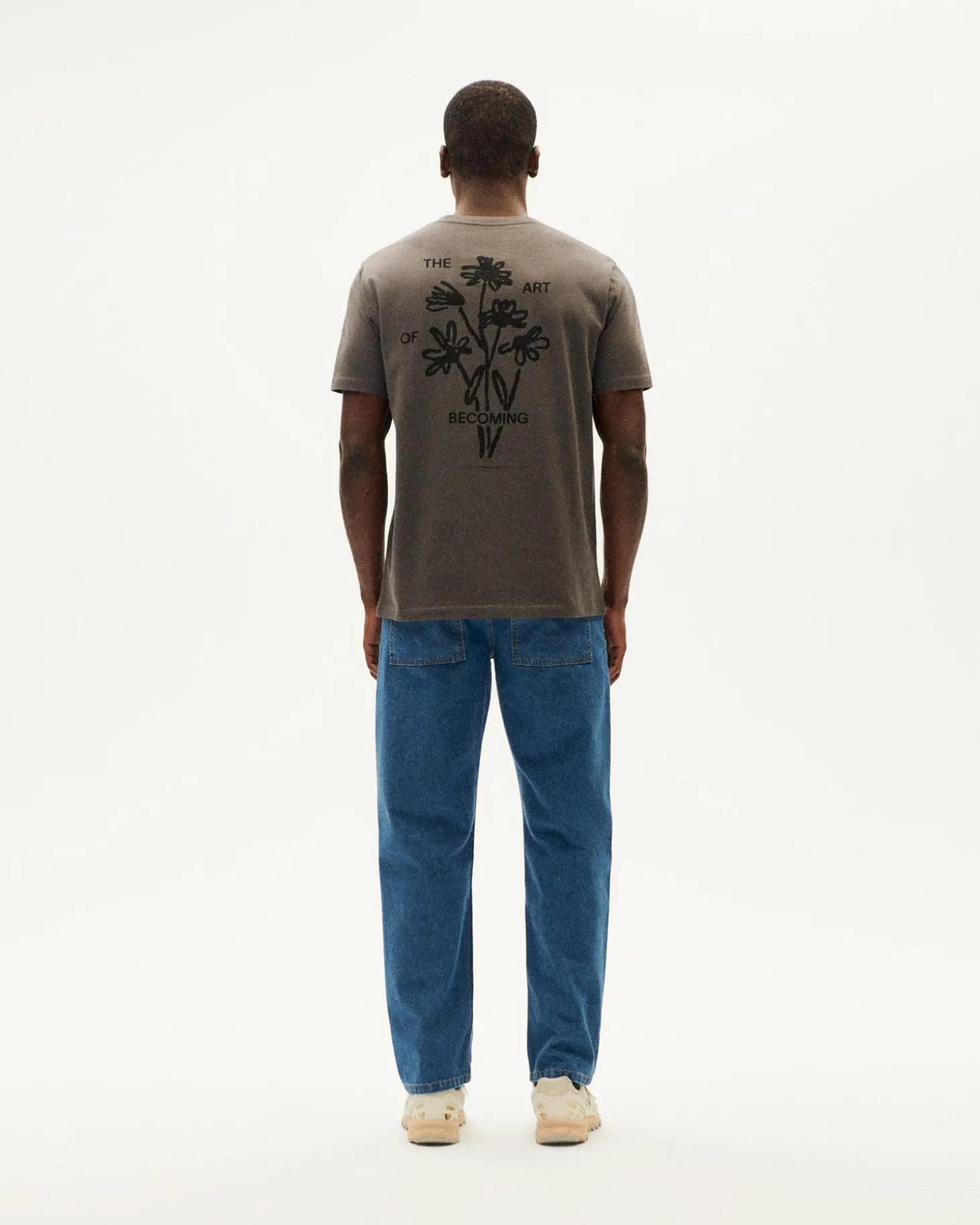 Camiseta gris Becoming