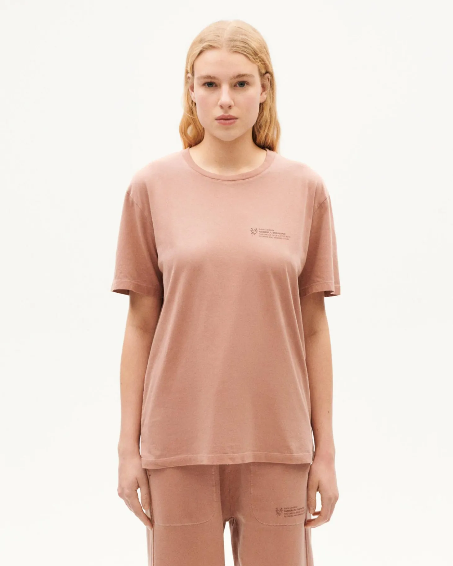 Camiseta unisex arena tinte natural