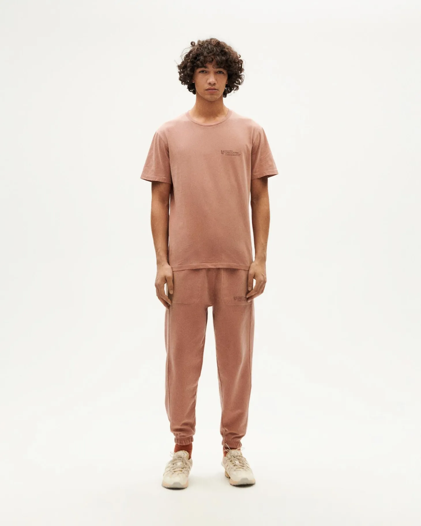Camiseta unisex arena tinte natural