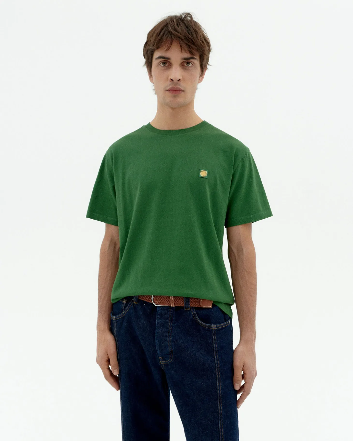 Camiseta verde sol espalda amarillo