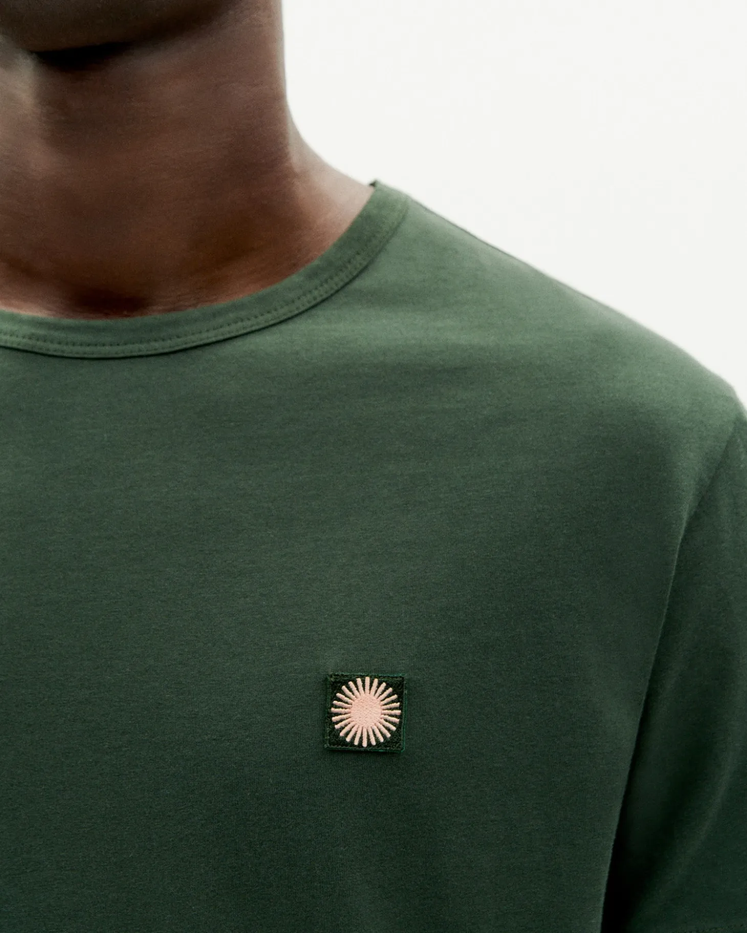 Camiseta verde sol espalda coral