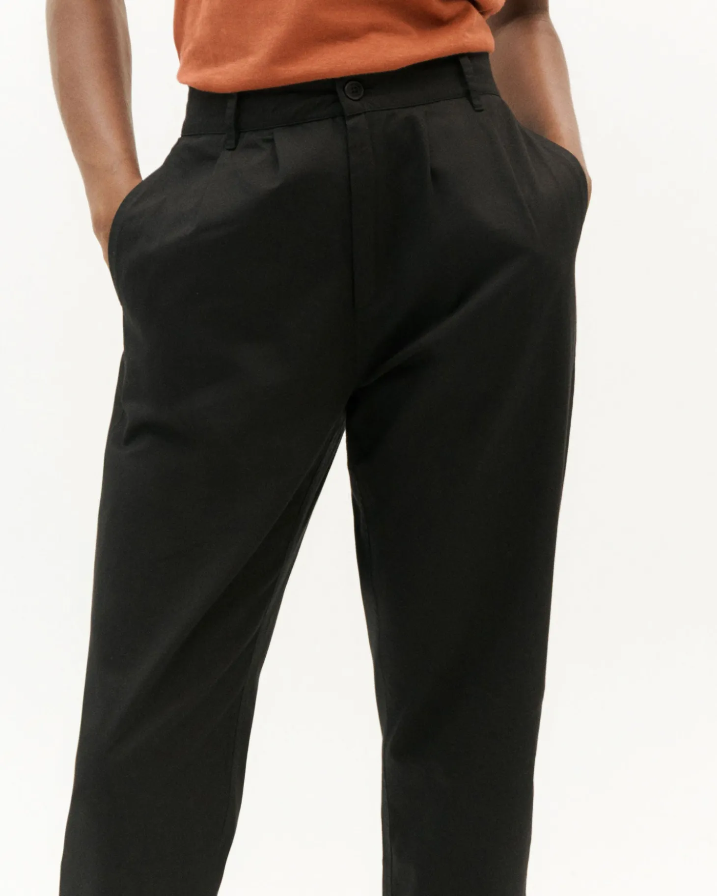 Pantalón carrot Rina light