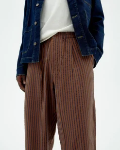 Pantalón loose marrón rayas Luc