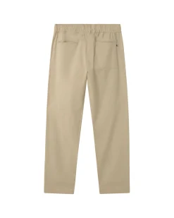 Pantalón recto crudo Travel Light