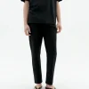 Pantalón recto negro Travel Light