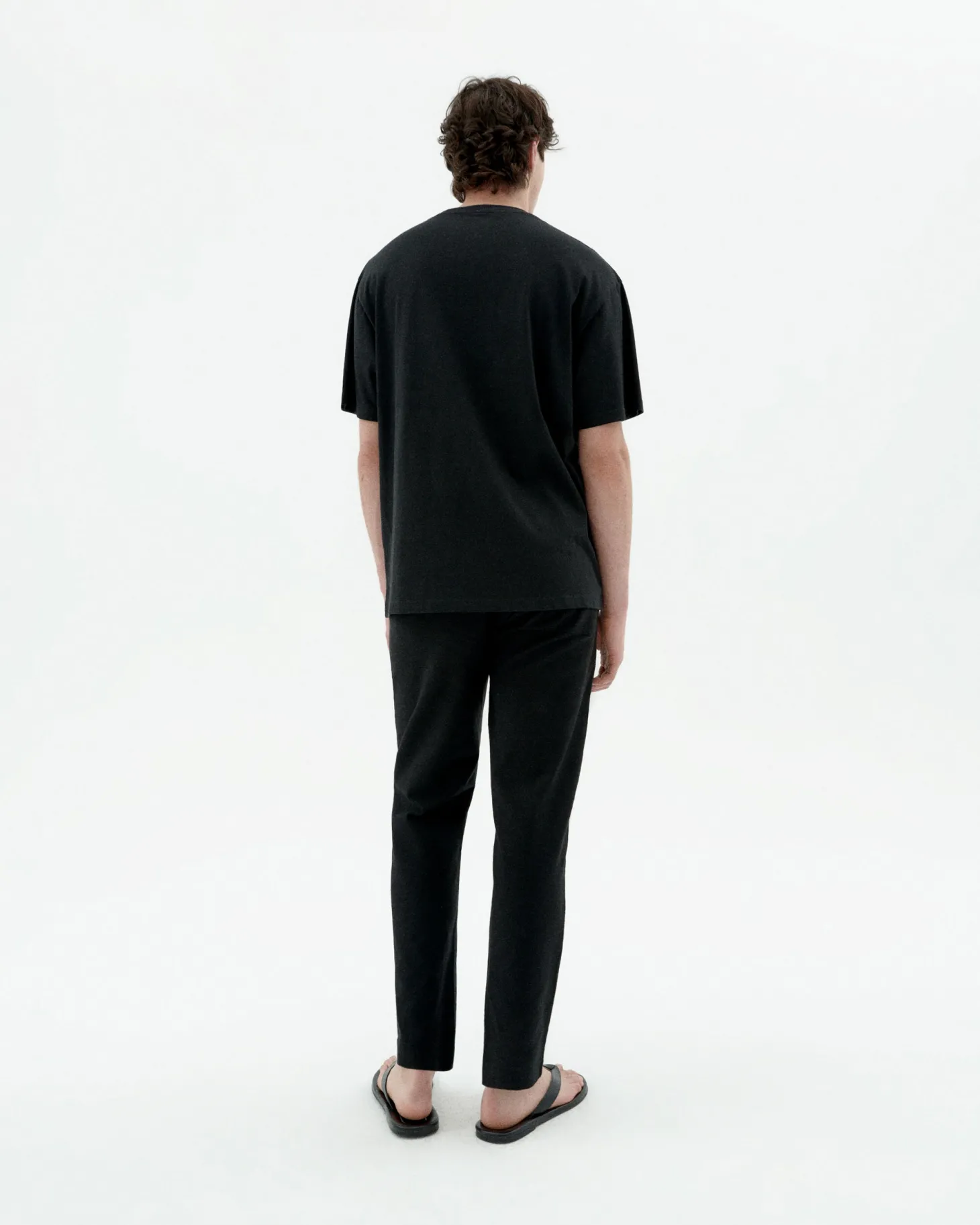 Pantalón recto negro Travel Light