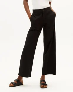 Pantalón tiro alto negro Karina