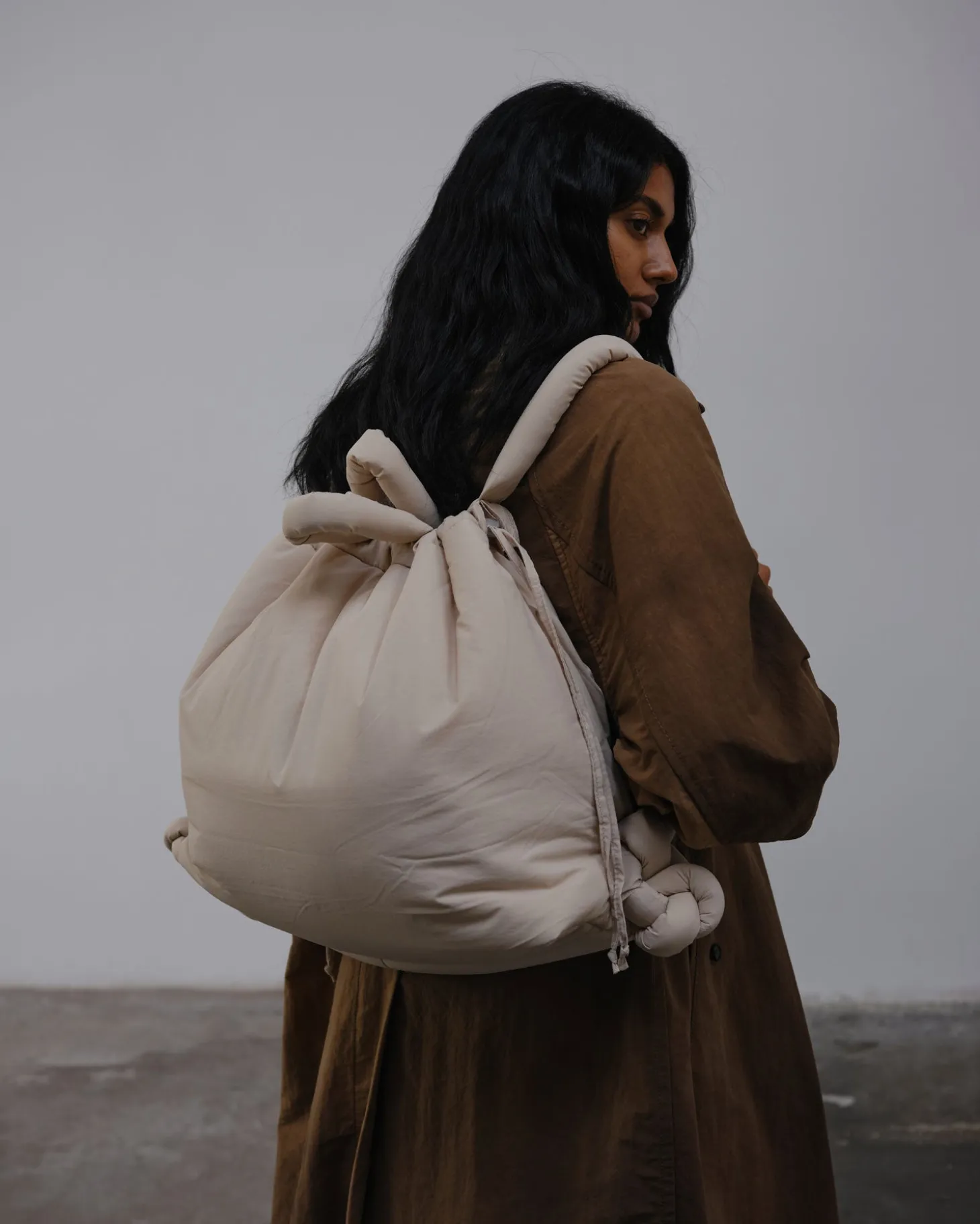Sand Large Ona soft bag