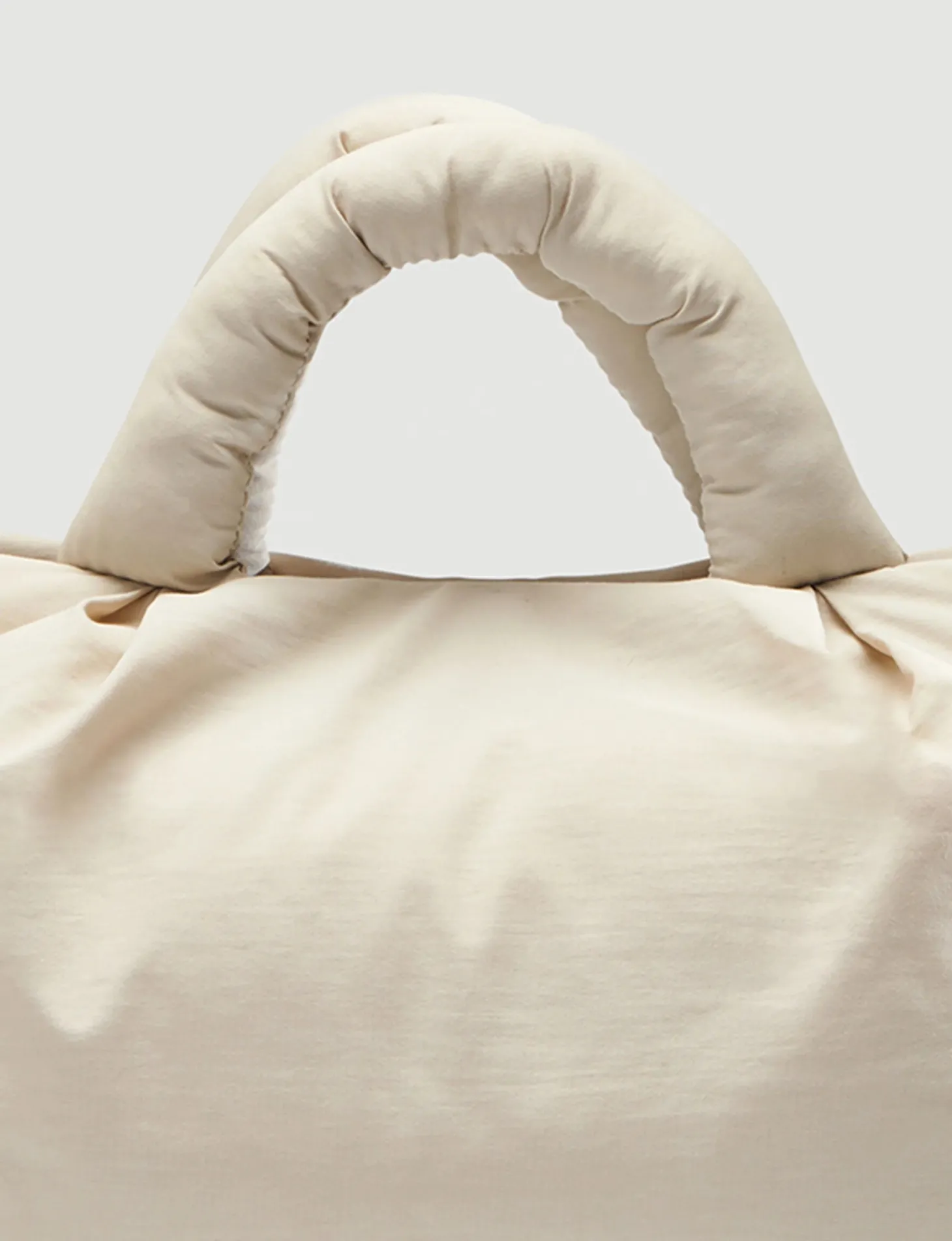 Sand Miniona soft bag