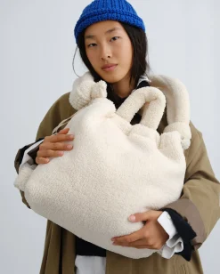 Sand Ona Sherpa bag