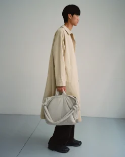 Sand Ona soft bag