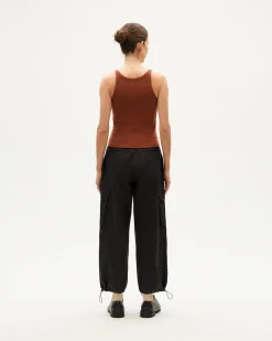 Top halter marrón Harriet