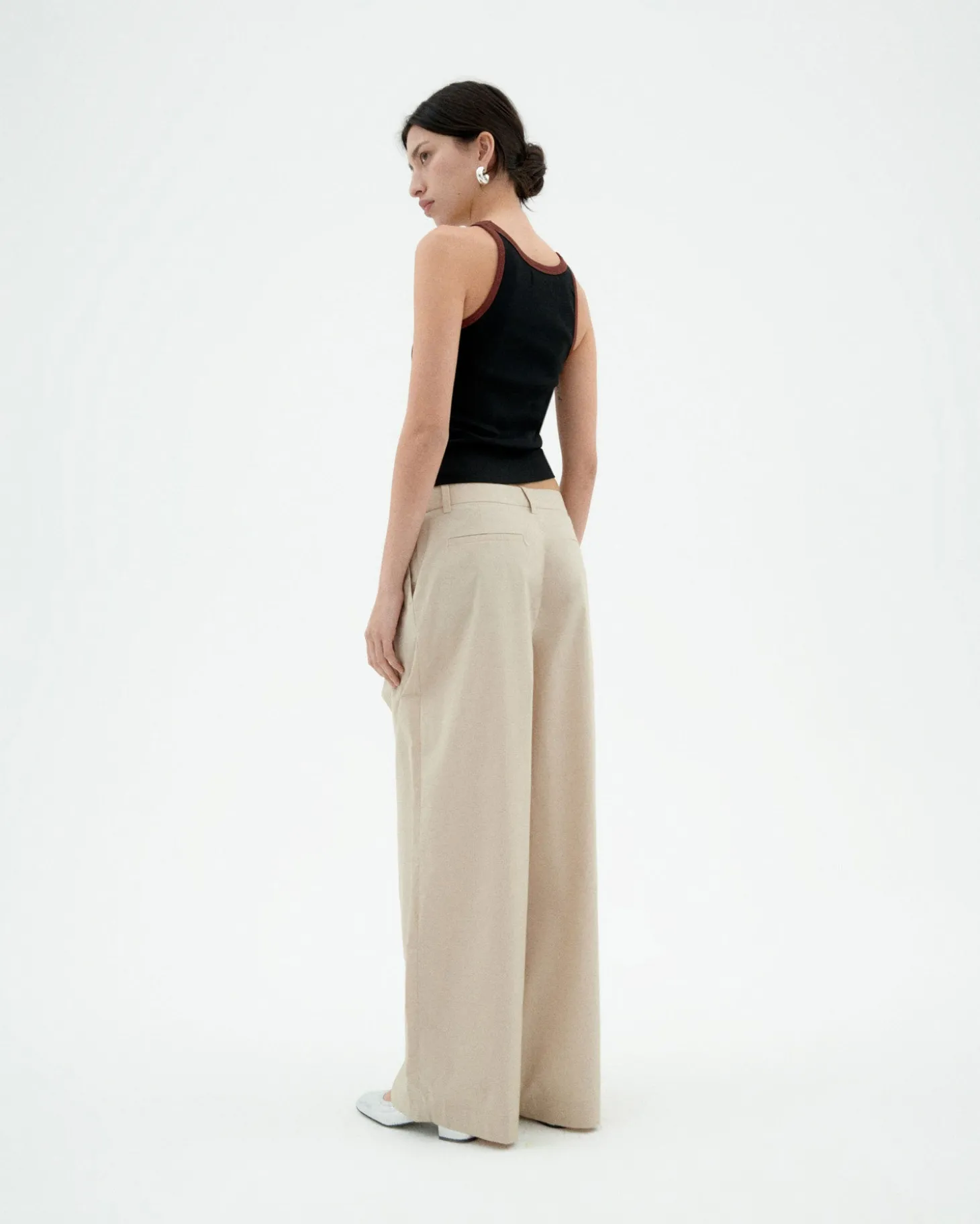 Top halter negro contraste marrón Harriet