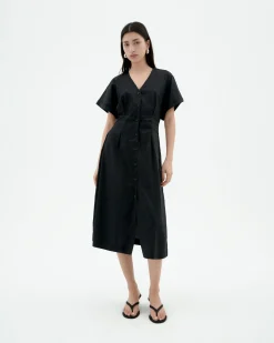 Vestido cintura ajustada negro Laura