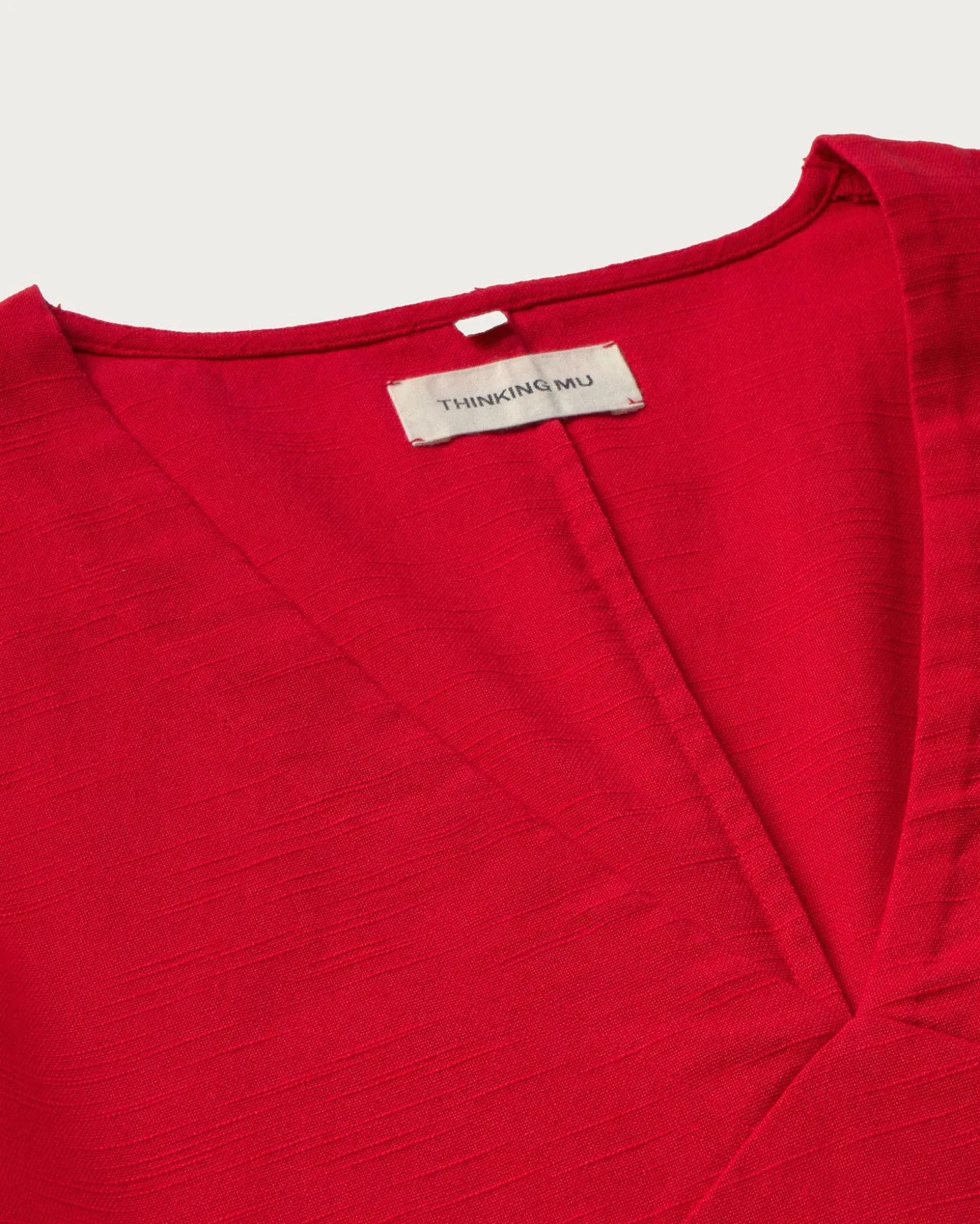 Vestido corto rojo escote V Kim