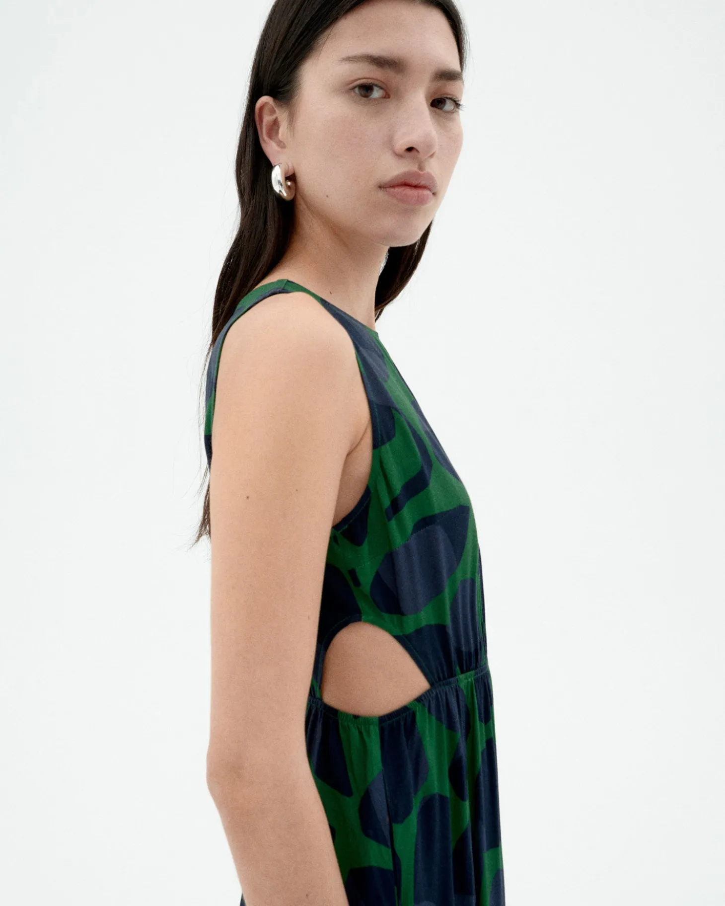 Vestido cut out Ecovero leaf Kin